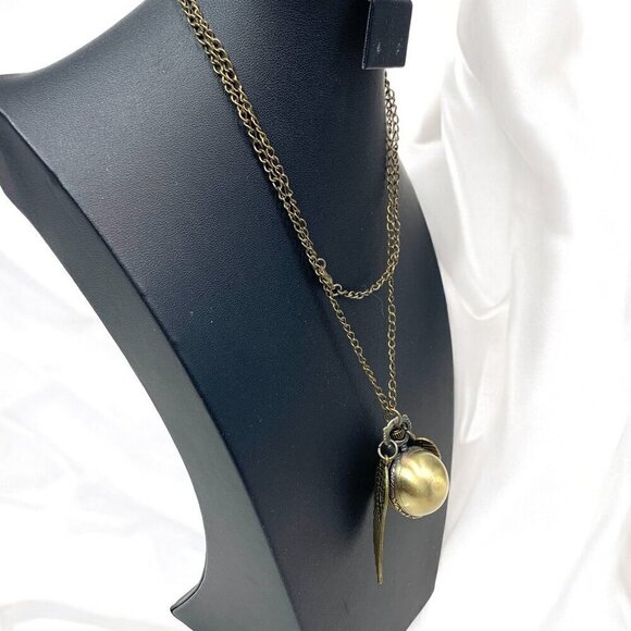 Chicago Cubs Winged Pocket Watch In Antique Brass Tone Metal With XL Chain - Picture 4 of 5